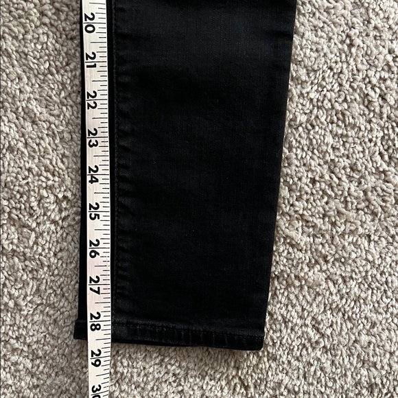Levi’s Black High Rise Skinny Jeans - Picture 6 of 14